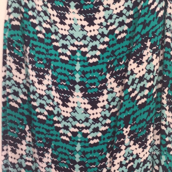 Dress with hankerchief cut bottom - Picture 2 of 4